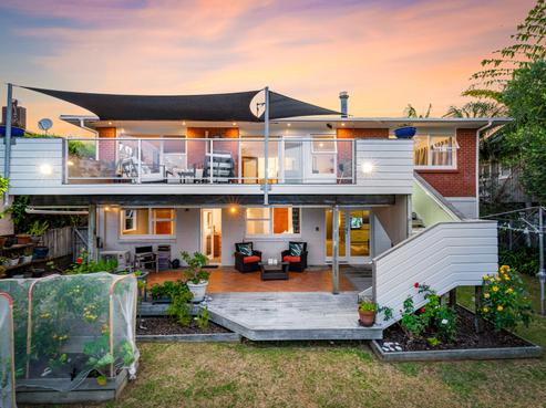 6 Red Bluff Rise, Campbells Bay