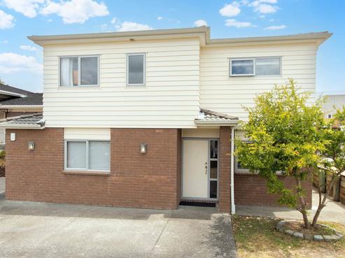2A Kyeemagh Street, Botany Downs