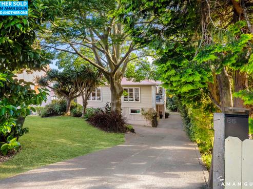 86 Mount Royal Avenue, Mount Albert
