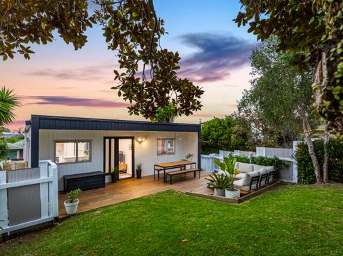1/68 Mcleod Road, Te Atatu South