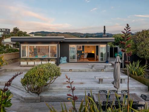 80 The Esplanade, Raumati South