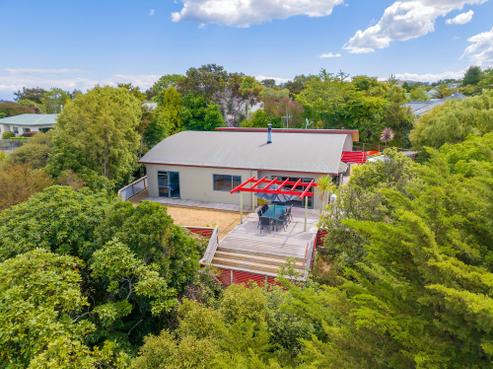 1/2 Larchwood Grove, Rangatira Park