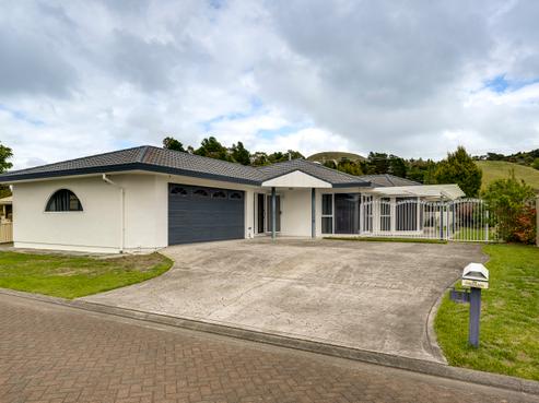 3 Lowndes Place, Taradale