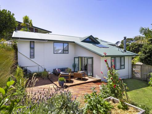 13 Tutchen Avenue, Raglan