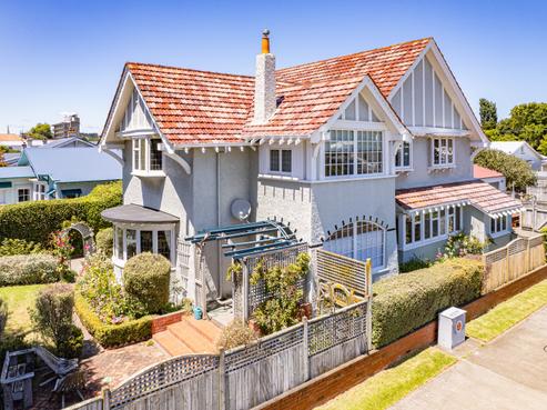299 Saint Hill Street, Whanganui Central