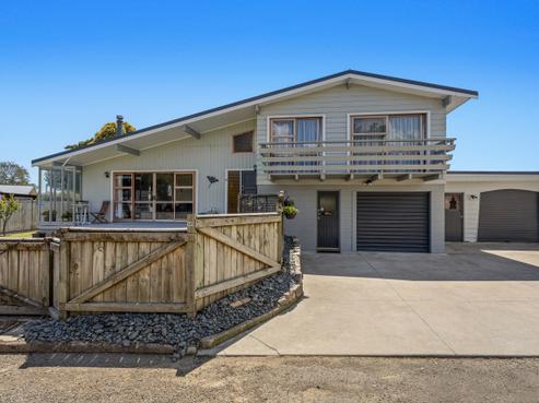 149 College Road, Edgecumbe