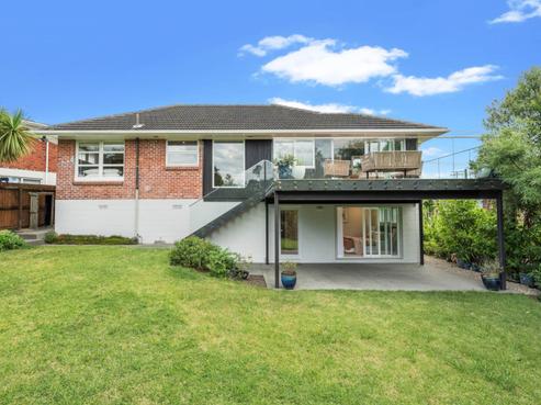 98 Coronation Road, Hillcrest