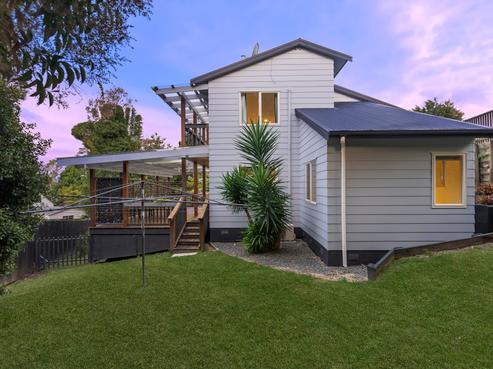 2/97 Taurus Crescent, Beach Haven