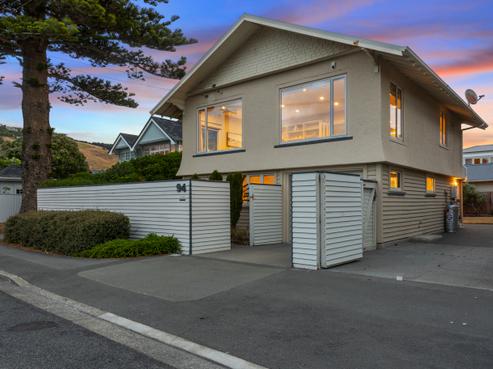 94 Esplanade, Sumner