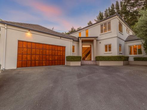 16 Basil Place, Mount Pleasant