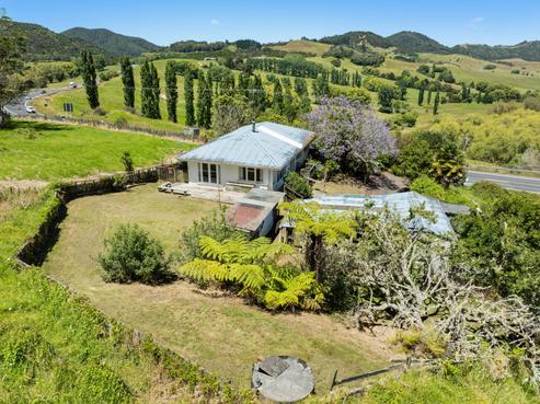 2730 State Highway 1, Kaiwaka