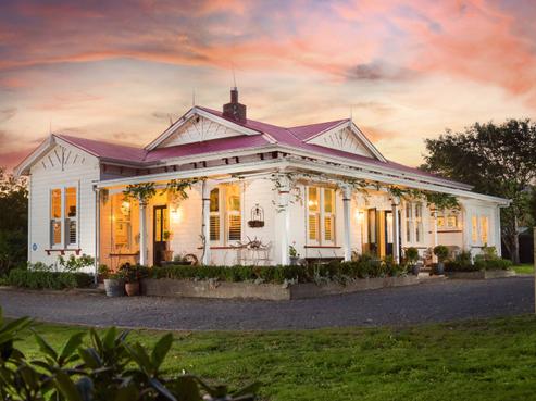 100 Revans Street, Featherston