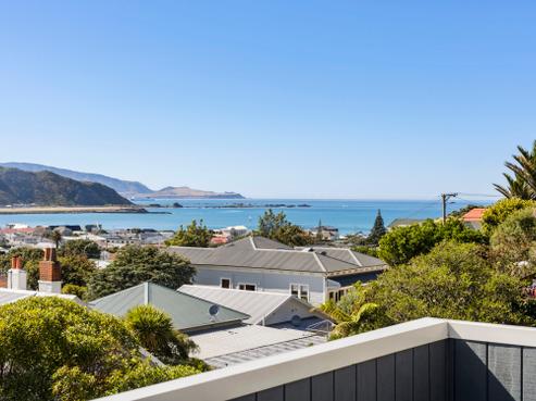 78D Queens Drive, Lyall Bay