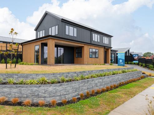11 Akakura Terrace, Peacocke