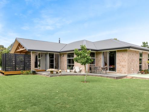 27 Kew Road, Westport