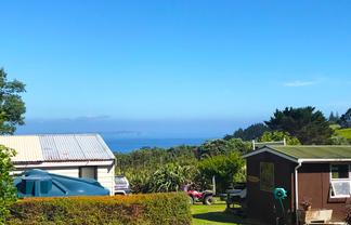4 Ocean View Crescent, Rakino Island