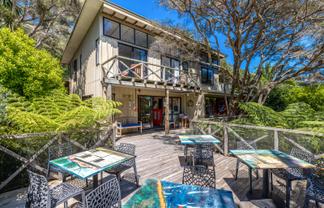 223 Ocean View Road, Oneroa