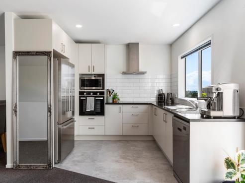 161 Keri Vista Rise, Papakura