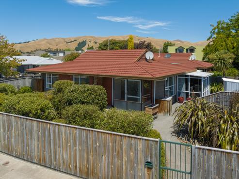 1/14 Brooklyn Drive, Redwoodtown