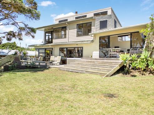 12 Kotare Street, Ahipara