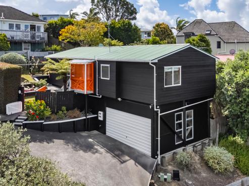 2/17 Waipa Street, Birkenhead