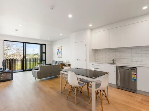 201/36A Greenslade Crescent, Northcote