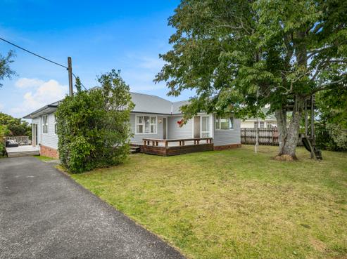 34 Neil Avenue, Te Atatu Peninsula