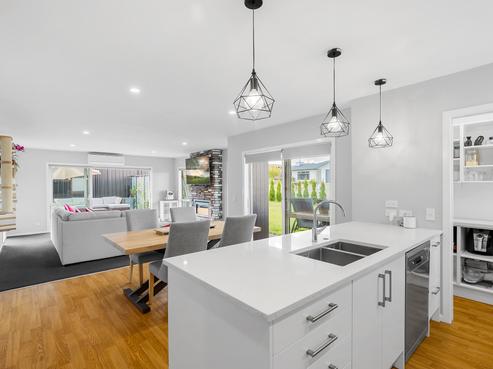 2 Mayfly Grove, Nukuhau