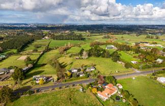 389 Taupaki Road, Kumeu