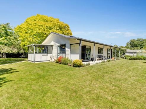 15 Brook Street, Southbridge