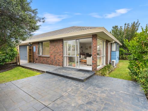 1E Bahama Place, Hornby