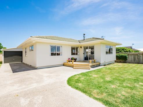 24 Kapanui Road, Waikanae