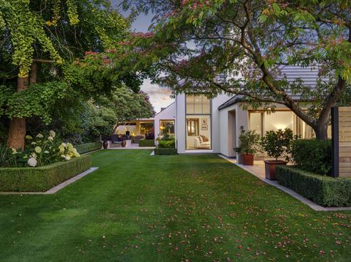 37 Thornycroft Street, Fendalton