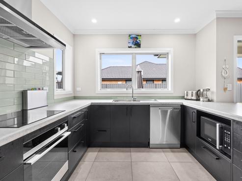 5 Horton Close, Frimley