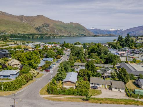 26 Russell Street, Wanaka