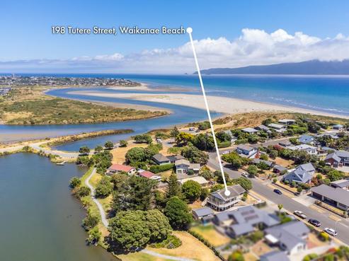 198 Tutere Street, Waikanae Beach