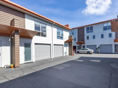 241/287 Onehunga Mall, Onehunga