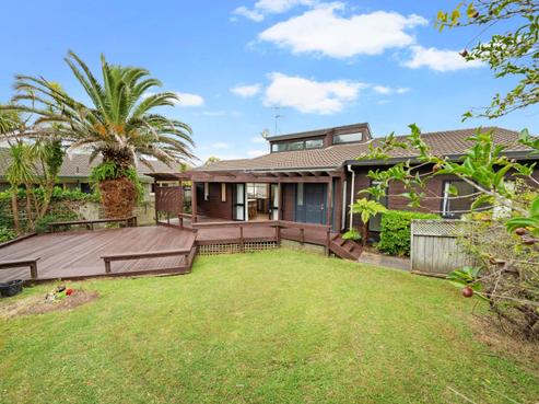 1/109 Sunset Road, Totara Vale