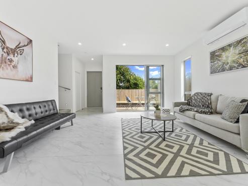298E Sunset Road, Windsor Park