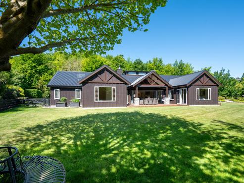 38 Tauroa Valley, Havelock North