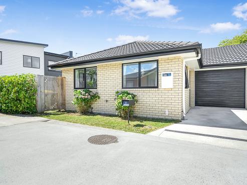 8 Haddonstone Avenue, Rototuna North