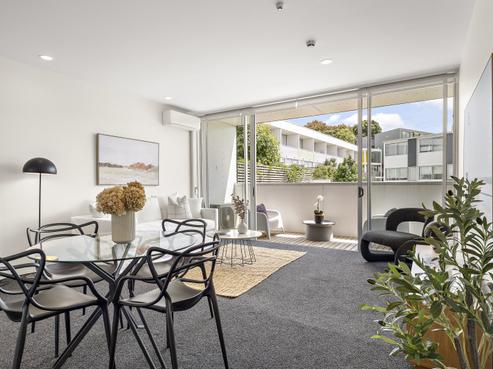 2/12B Fisher-point Drive, Saint Marys Bay