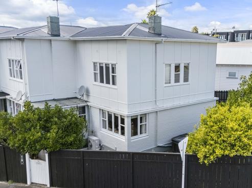 74 Larchwood Avenue, Westmere