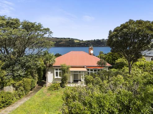 13 Athol Place, Ravensbourne