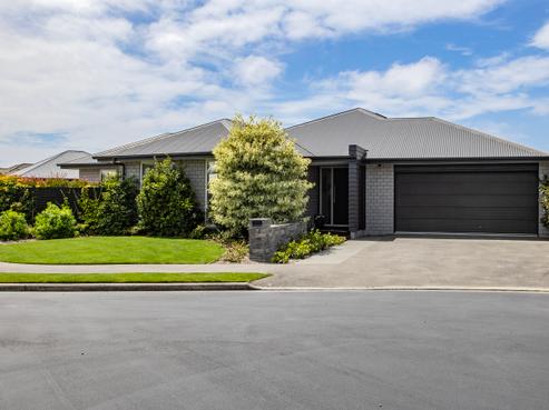 7 Serama Place, Burwood