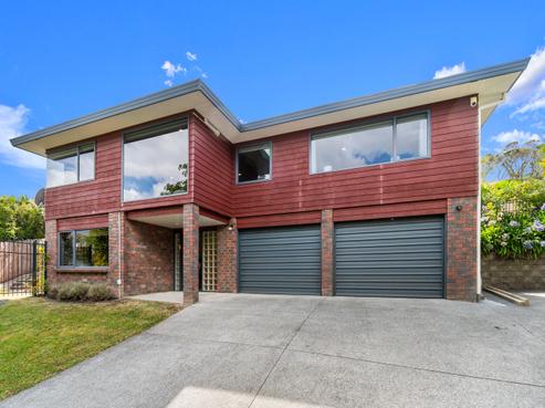 5 Mizen Court, Torbay