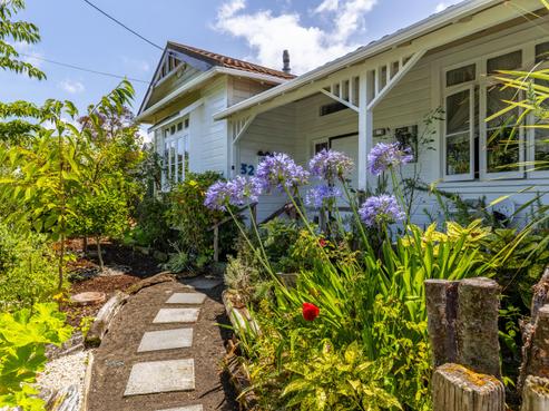 32 Cuba Street, Marton