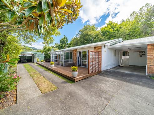 2/22 Burns Grove, Trentham