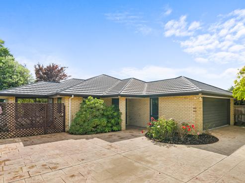 4 Lightning Close, Hornby