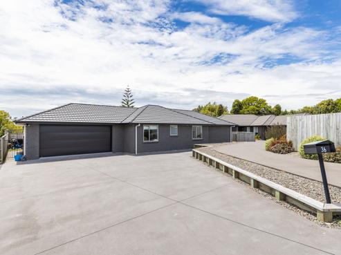 36 Aratapu Street, Waitara